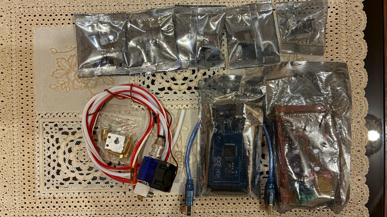 Extruder assembly, wiring, and motor drivers
